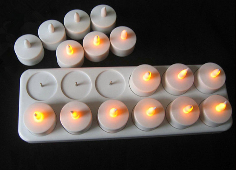 Set mit 12 wiederaufladbaren L – Holiday Candle Set Bewertung und Preis
